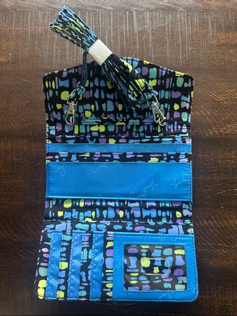 Vera Bradley accordion wallet in Indigo Pop. NWOT - Picture 2 of 3